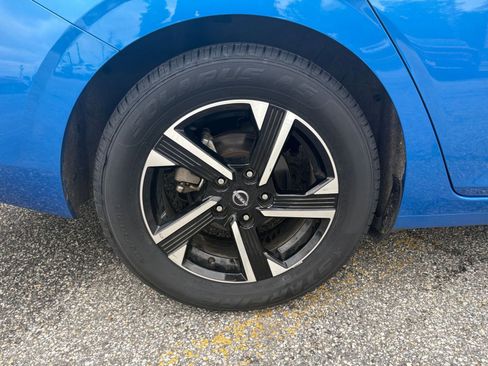 Used 2025 Nissan Sentra SV FWD image 28