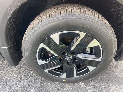 New 2026 Nissan Kicks SV w/ SV Premium Package AWD/4WD image 29