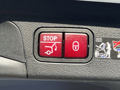 New 2026 Mercedes-Benz GLE 450 4MATIC image 25