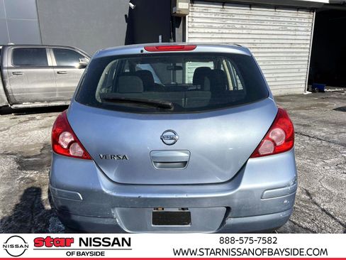 Used 2011 Nissan Versa 1.8 S image 5