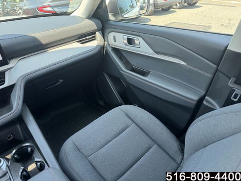 Used 2026 Ford Explorer Active AWD/4WD image 15