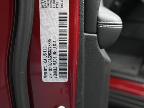 New 2025 Jeep Grand Cherokee Laredo X w/ Luxury Tech Group I RWD image 20