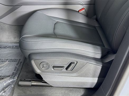 New 2026 Audi Q8 Premium Plus image 20