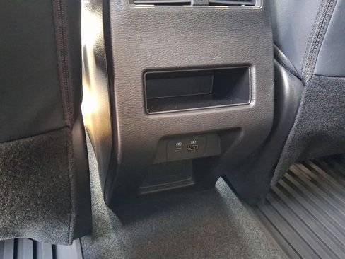 Used 2022 Mitsubishi Outlander SE AWD/4WD image 12