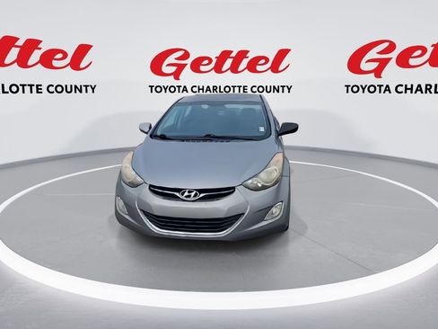 Used 2013 Hyundai Elantra GLS w/ Preferred Pkg image 3