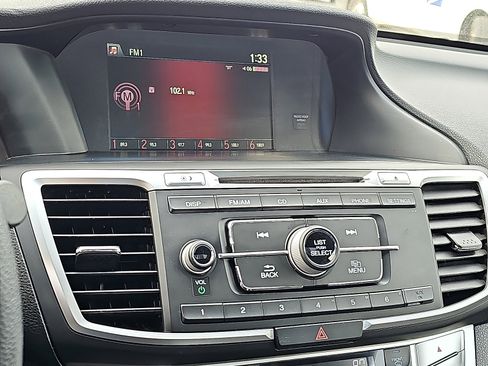 Used 2013 Honda Accord EX image 17