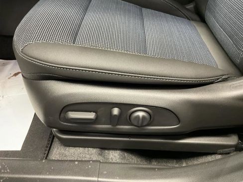 New 2026 Buick Envista Preferred FWD image 14