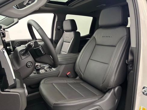New 2026 GMC Sierra 1500 Denali w/ Denali Reserve Package image 19