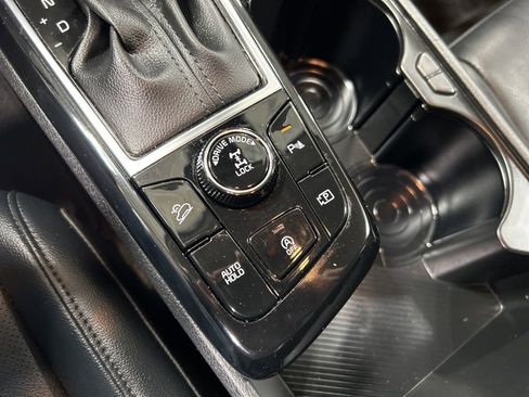 Used 2024 Kia Sportage EX image 24