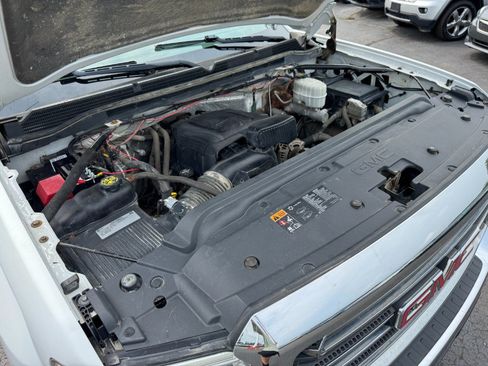 Used 2015 GMC Sierra 2500 4x4 Crew Cab image 23