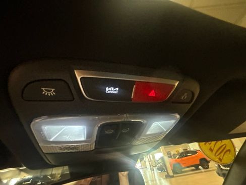 Used 2024 Kia Telluride SX AWD/4WD image 24