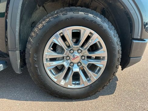 Used 2025 GMC Sierra 1500 Denali AWD/4WD image 38