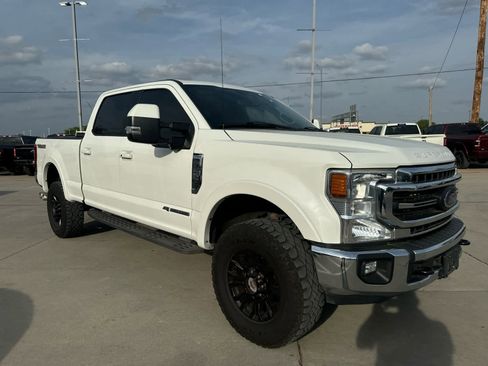 Used 2021 Ford F250 Lariat w/ Tremor Off-Road Package image 4