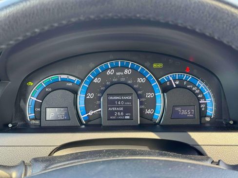 Used 2012 Toyota Camry XLE w/ Leather Pkg FWD image 28