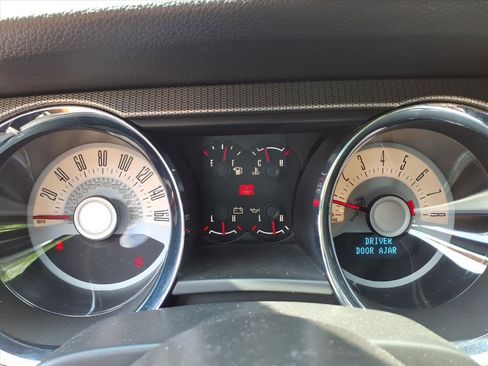 Used 2011 Ford Mustang GT Premium w/ Comfort Pkg image 19