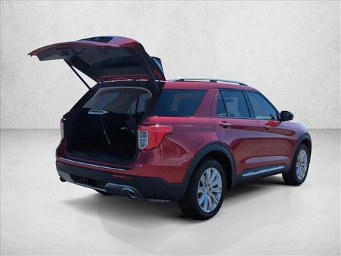 Used 2022 Ford Explorer Limited w/ Limited Technology Package image 5