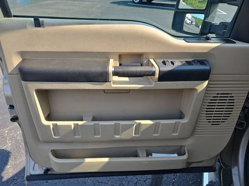 Used 2008 Ford F350 4x4 Crew Cab Super Duty image 15