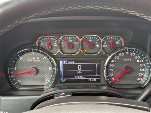 Used 2018 Chevrolet Silverado 1500 LT w/ All Star Edition image 24