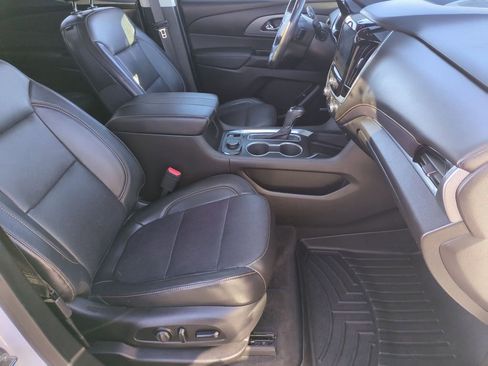 Used 2020 Chevrolet Traverse Premier w/ Redline Edition image 22
