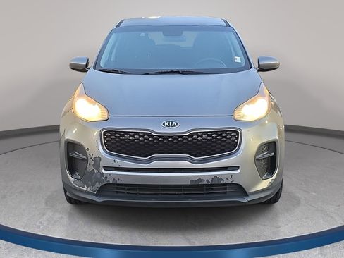 Used 2018 Kia Sportage LX FWD image 2