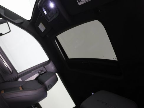 Certified 2025 GMC Sierra 2500 AT4 w/ AT4 Premium Plus Package image 14