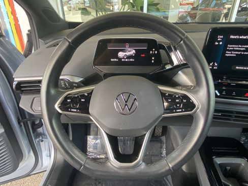 Certified 2022 Volkswagen ID.4 Pro RWD image 27
