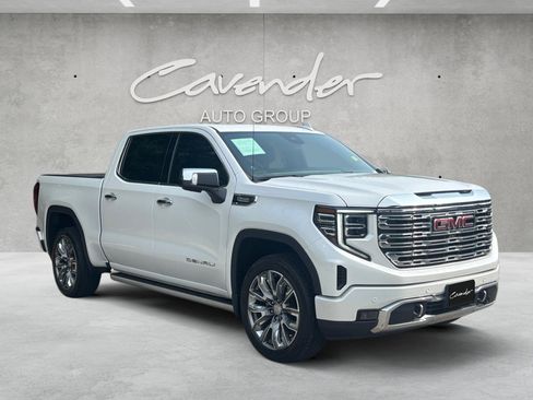 Used 2023 GMC Sierra 1500 Denali w/ Denali Reserve Package AWD/4WD image 2