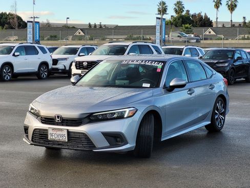 Used 2023 Honda Civic EX image 8