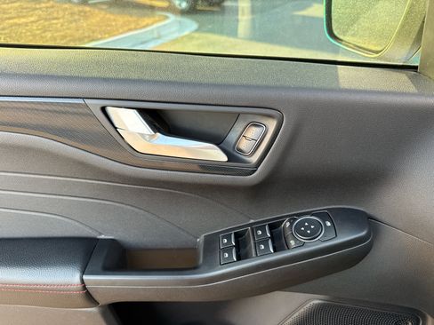 Used 2023 Ford Escape ST-Line w/ Tech Pack #1 image 14