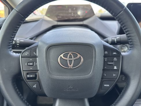 Used 2024 Toyota Prius LE image 16