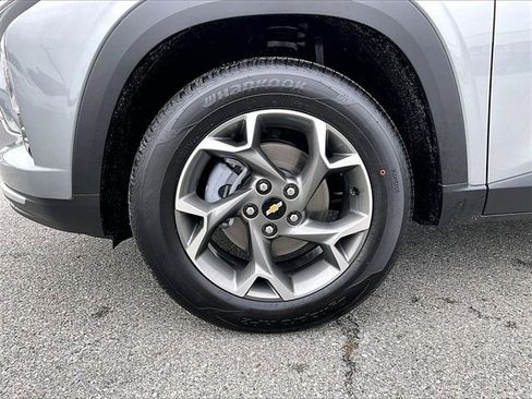 New 2026 Chevrolet Trax LT image 7