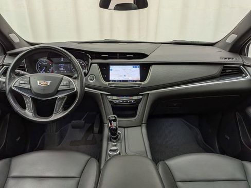 Certified 2023 Cadillac XT5 Premium Luxury w/ LPO, Floor Liner Package AWD/4WD image 24