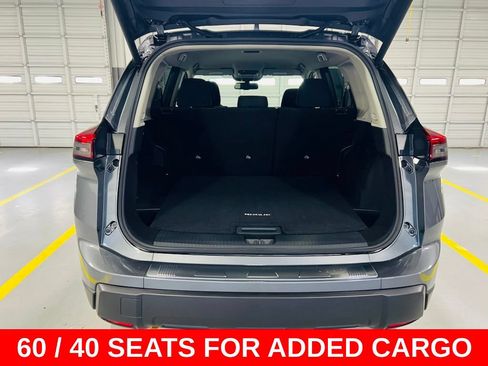 New 2026 Nissan Rogue SV FWD image 8