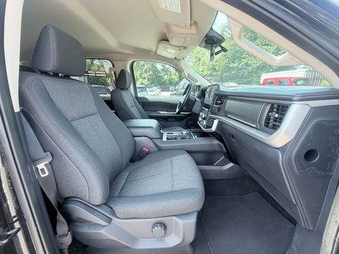 Used 2024 Ford Expedition Max XLT RWD image 25