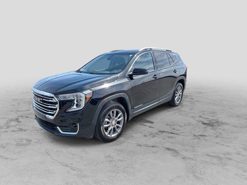 Used 2024 GMC Terrain SLT AWD/4WD image 4