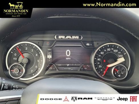New 2026 RAM 1500 Big Horn AWD/4WD image 10