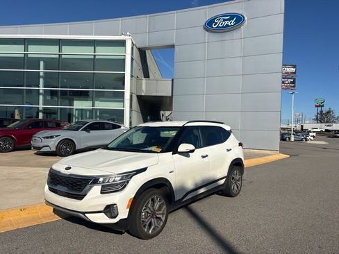 Used 2021 Kia Seltos SX image 1