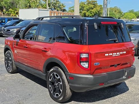 Used 2023 Ford Bronco Sport Outer Banks w/ Tech Package AWD/4WD image 4