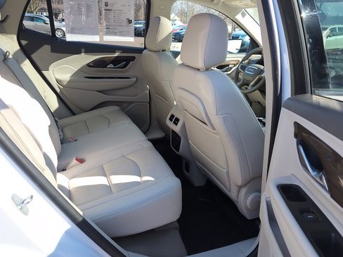 Used 2020 GMC Terrain Denali w/ Denali Premium Package image 6