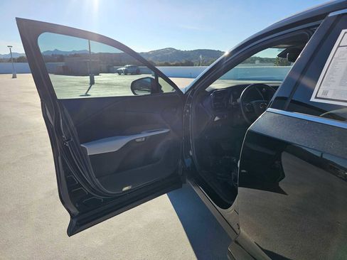 Certified 2024 Lexus RX 350 Premium w/ Accessory Package (Z1) image 19