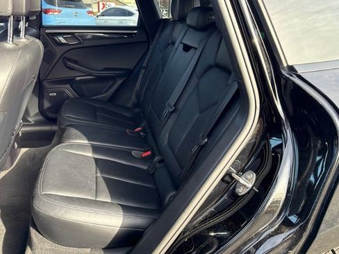 Used 2017 Porsche Macan S image 9