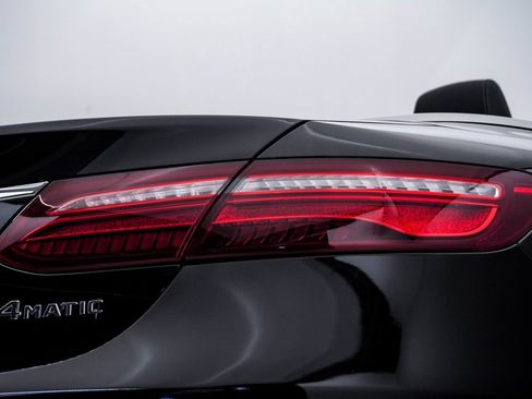Used 2019 Mercedes-Benz E 450 4MATIC Cabriolet image 14