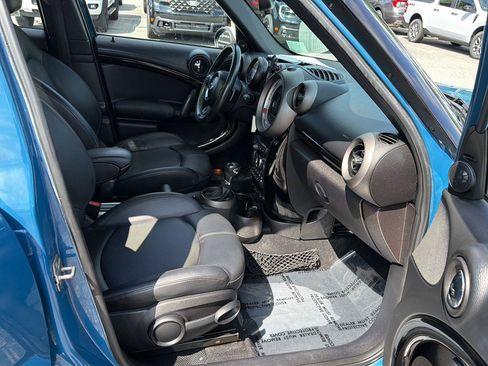 Used 2011 MINI Cooper Countryman FWD image 13