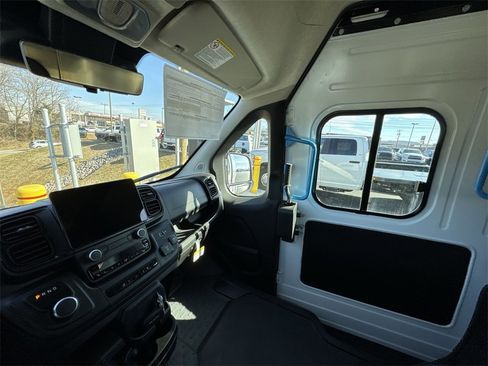 New 2024 RAM ProMaster 3500 w/ Delivery Van Package image 11