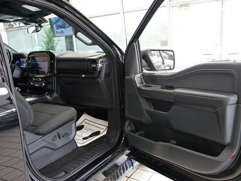 Used 2022 Ford F150 XLT w/ Equipment Group 302A High AWD/4WD image 40