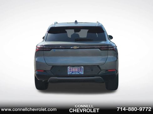Used 2025 Chevrolet Equinox EV LT w/ Convenience Package image 6