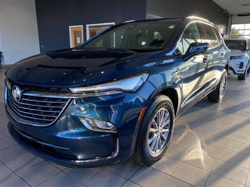 Used 2024 Buick Enclave Essence w/ Trailering Package, 5000 lbs. image 4