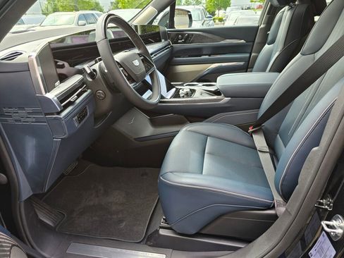 New 2025 Cadillac Escalade IQ Sport 2 image 25
