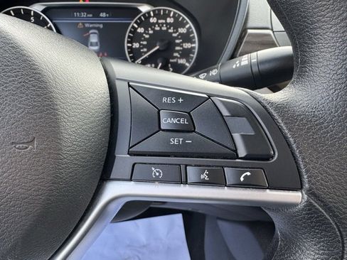 Used 2024 Nissan Altima 2.5 SV image 14