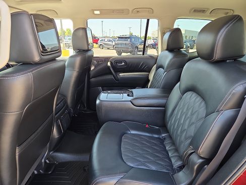 Used 2022 Nissan Armada Platinum w/ Captain's Chairs Package AWD/4WD image 11